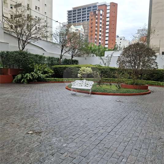 Foto REO1099038