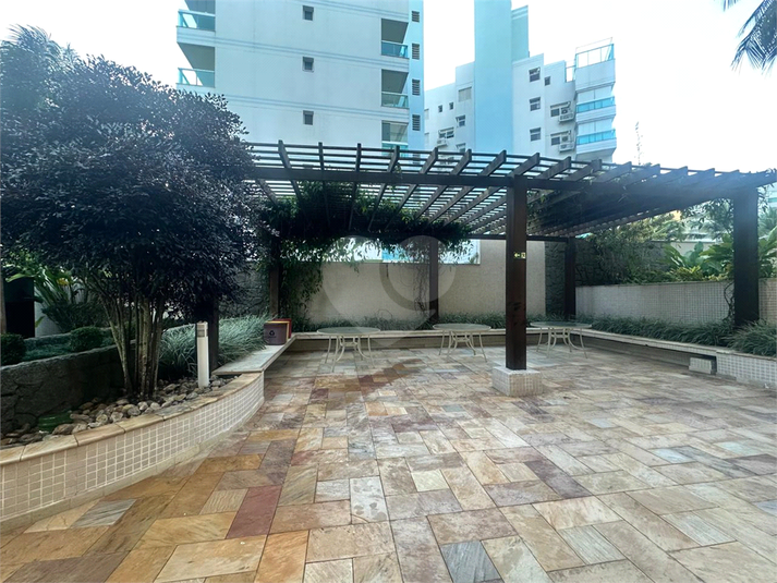 Foto REO1099057