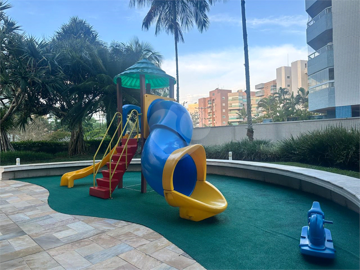 Foto REO1099057