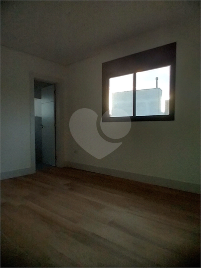Foto REO1099073