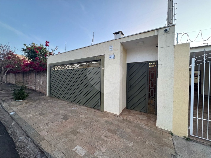 Foto REO1099076