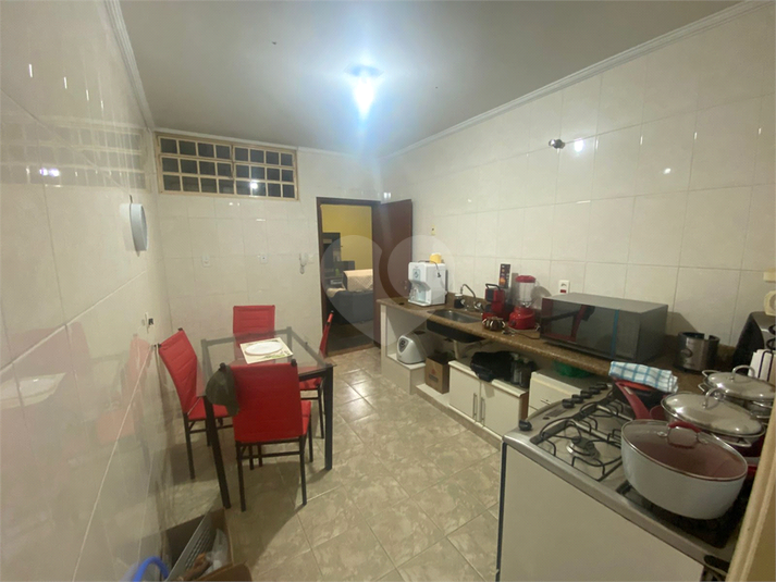 Foto REO1099076