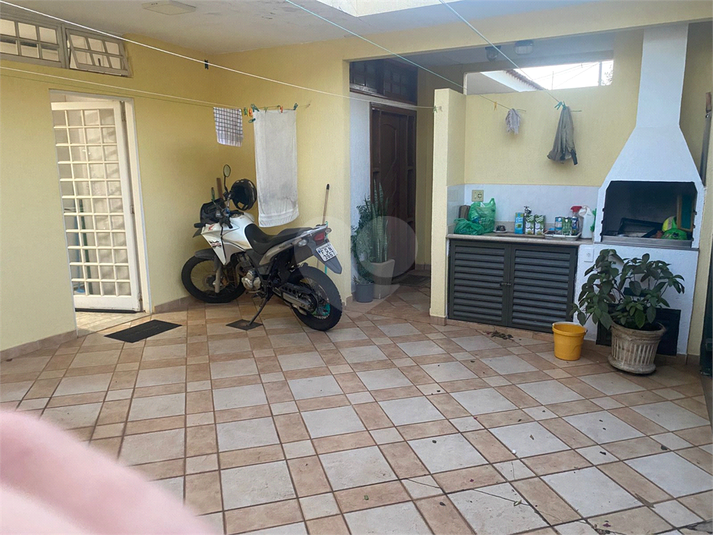 Foto REO1099076
