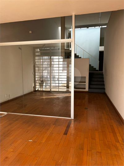 Foto REO1099104