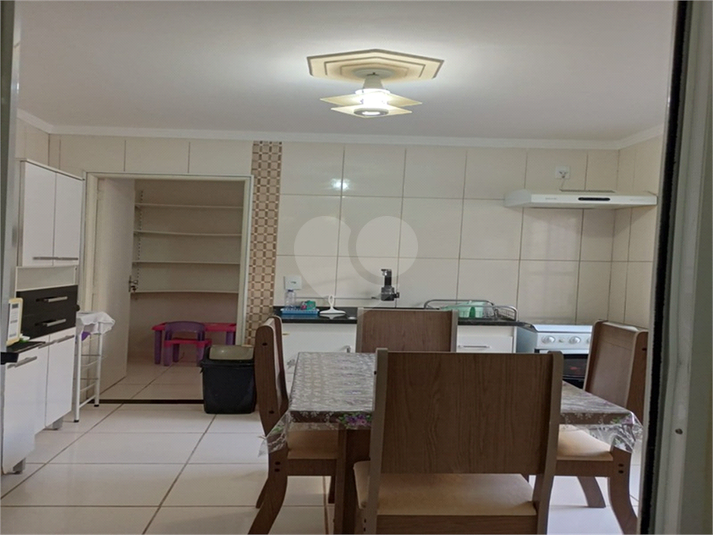 Foto REO1099147