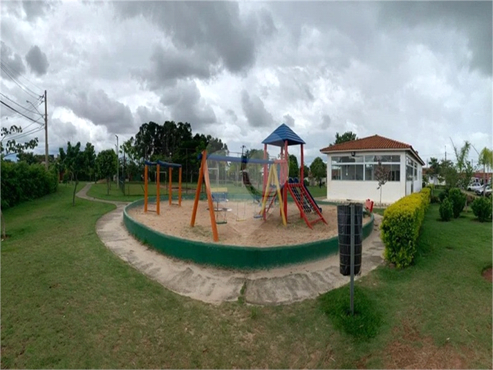 Foto REO1099147