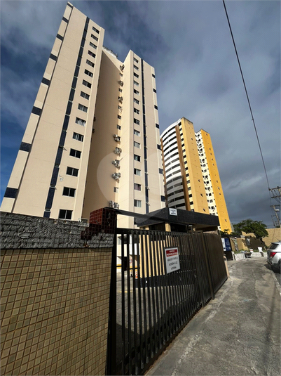 Foto REO1099155