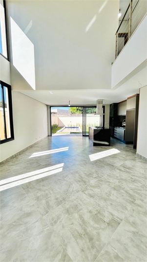 Foto REO1099167