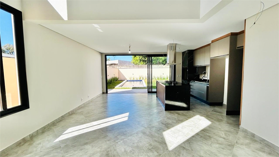Foto REO1099167