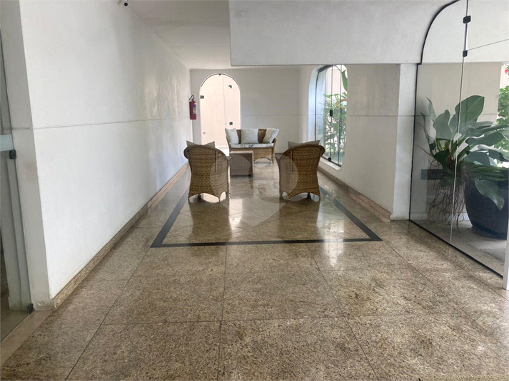 Foto REO1099179