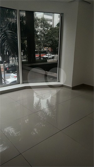 Foto REO1099227