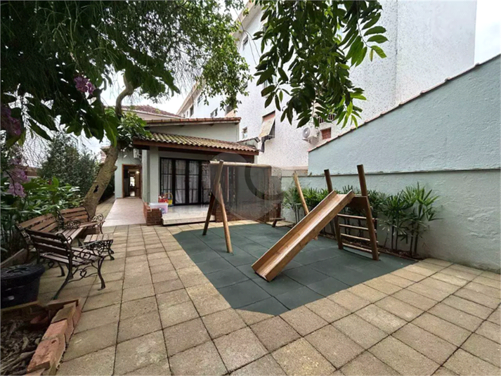 Foto REO1099238