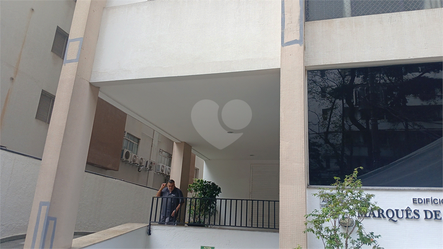 Foto REO1099263