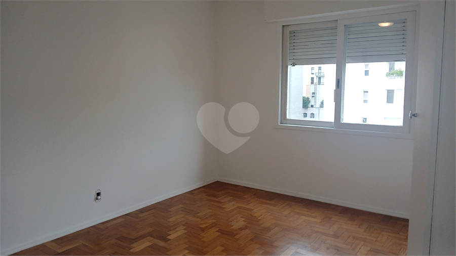 Foto REO1099263