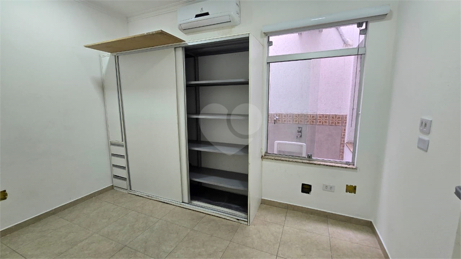 Foto REO1099266