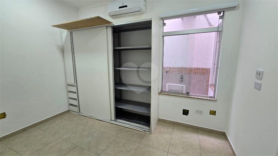 Foto REO1099266