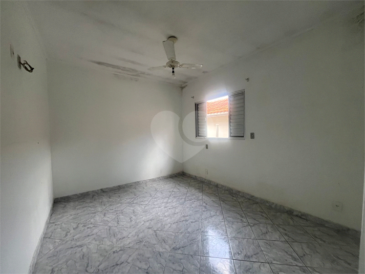 Foto REO1099275