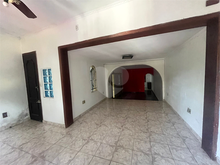 Foto REO1099275