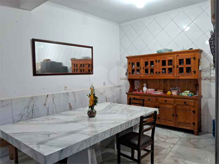 Foto REO1099294