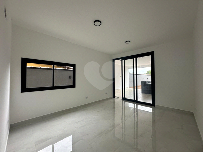 Foto REO1099305