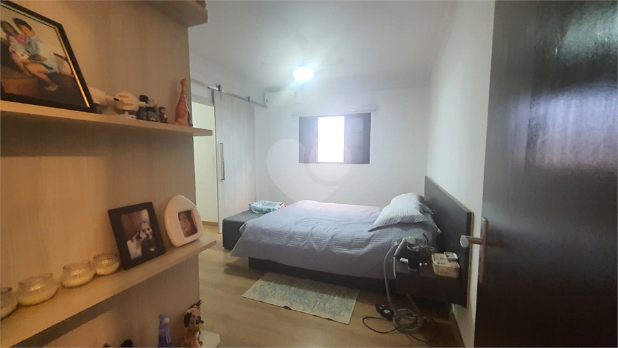 Foto REO1099330