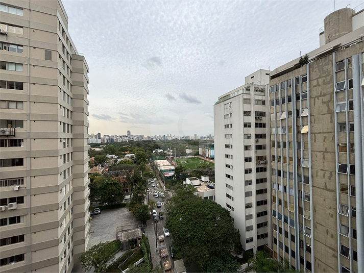 Foto REO1099334