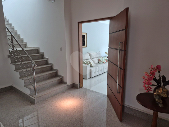 Foto REO1099380