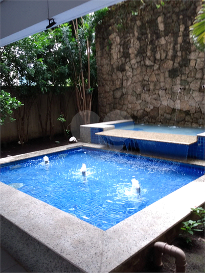 Foto REO1099385