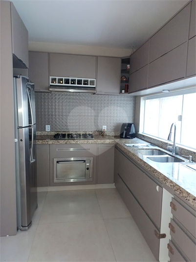 Foto REO1099389