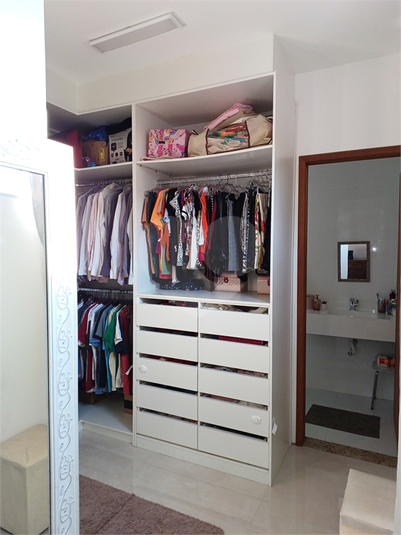 Foto REO1099389