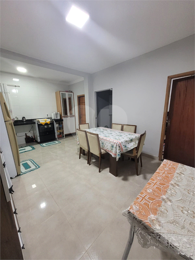 Foto REO1099401