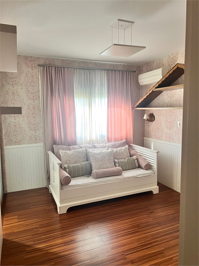 Foto REO1099432