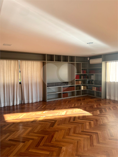 Foto REO1099432