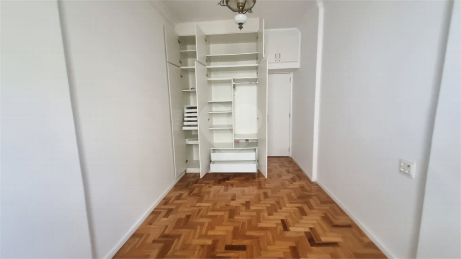 Foto REO1099510