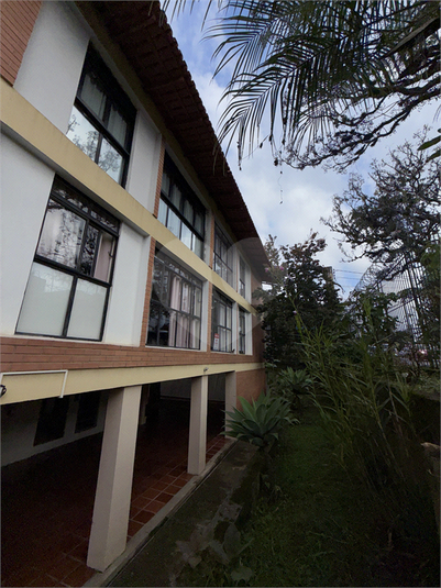 Foto REO1099511