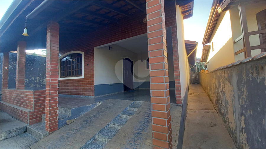 Foto REO1099549