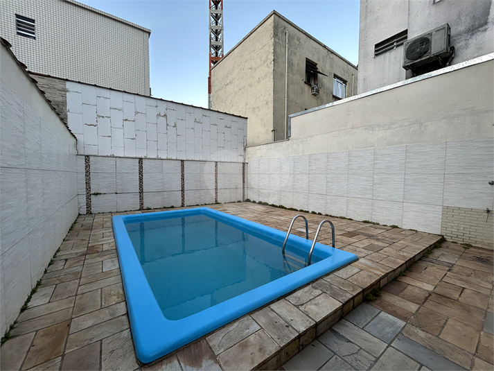 Foto REO1099556