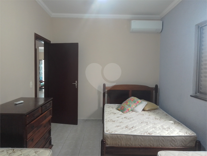 Foto REO1099726