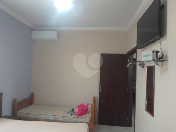 Foto REO1099726