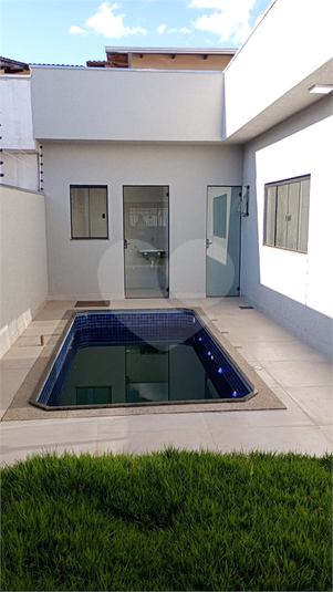 Foto REO1099751