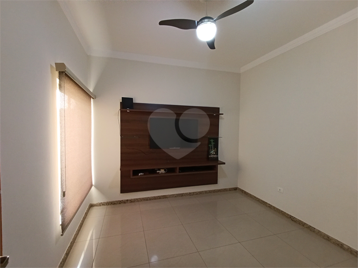 Foto REO1099774