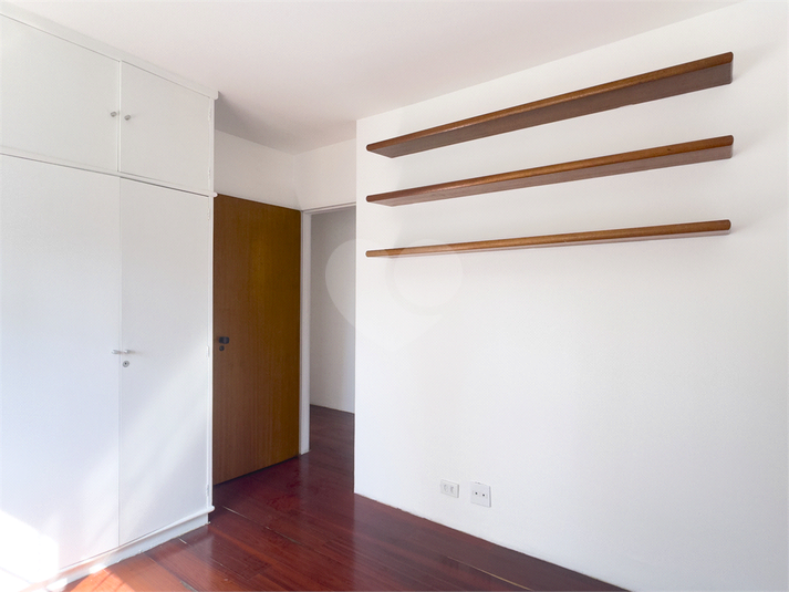 Foto REO1099778