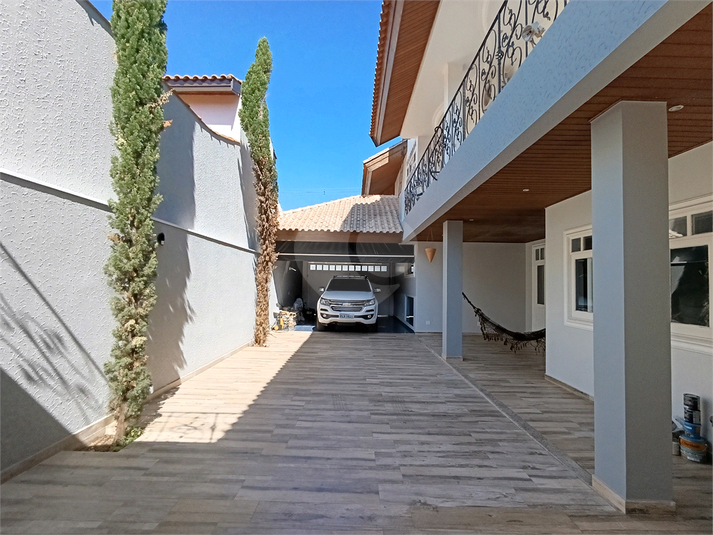 Foto REO1099779