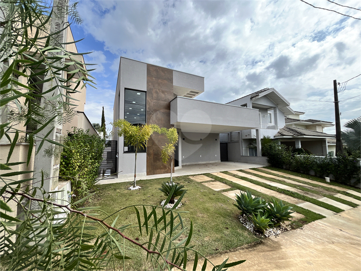 Foto REO1099780