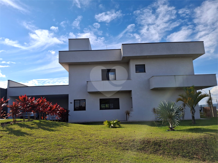 Foto REO1099787
