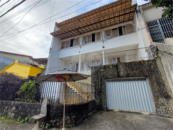 Foto REO1099825