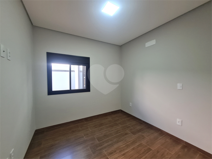 Foto REO1099831