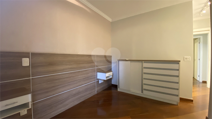 Foto REO1099836