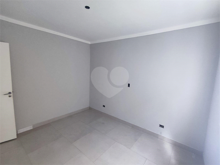 Foto REO1099837