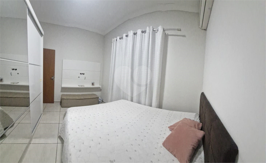 Foto REO1099839